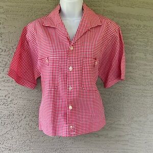 VTG 50s Gingham Red and White SS Button Down Top.
